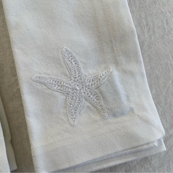 NWT Pottery Barn Starfish Embroidered White Cotton Napkins 20x20 (set of 4) - Picture 1 of 5